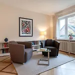 Domizil Im Dorf - Luxurioeses In Spo