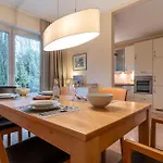 度假居 Domizil Im Dorf - Luxurioeses In Spo