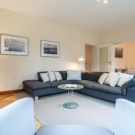 Domizil Im Dorf - Luxurioeses In Spo