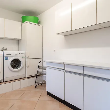 Domizil Im Dorf - Luxurioeses In Spo Semesterbostad *