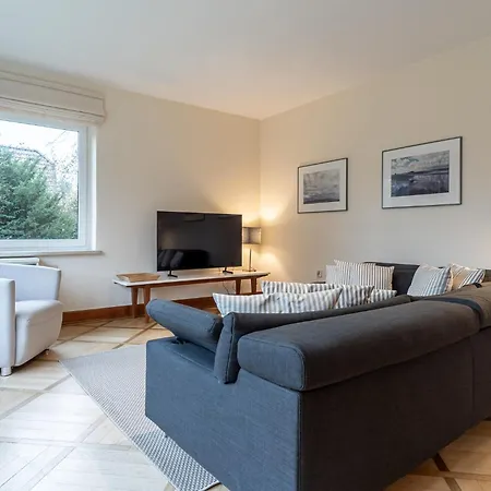 Domizil Im Dorf - Luxurioeses In Spo Semesterbostad