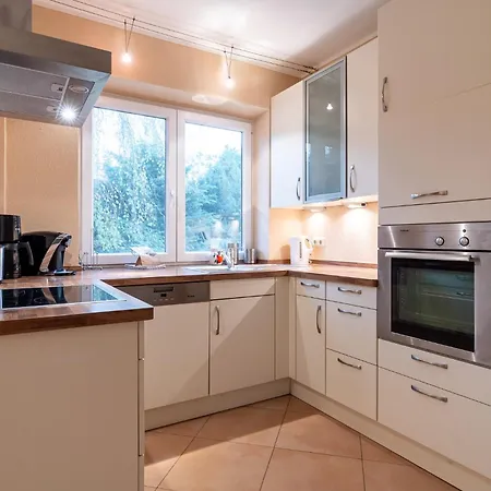 Domizil Im Dorf - Luxurioeses In Spo